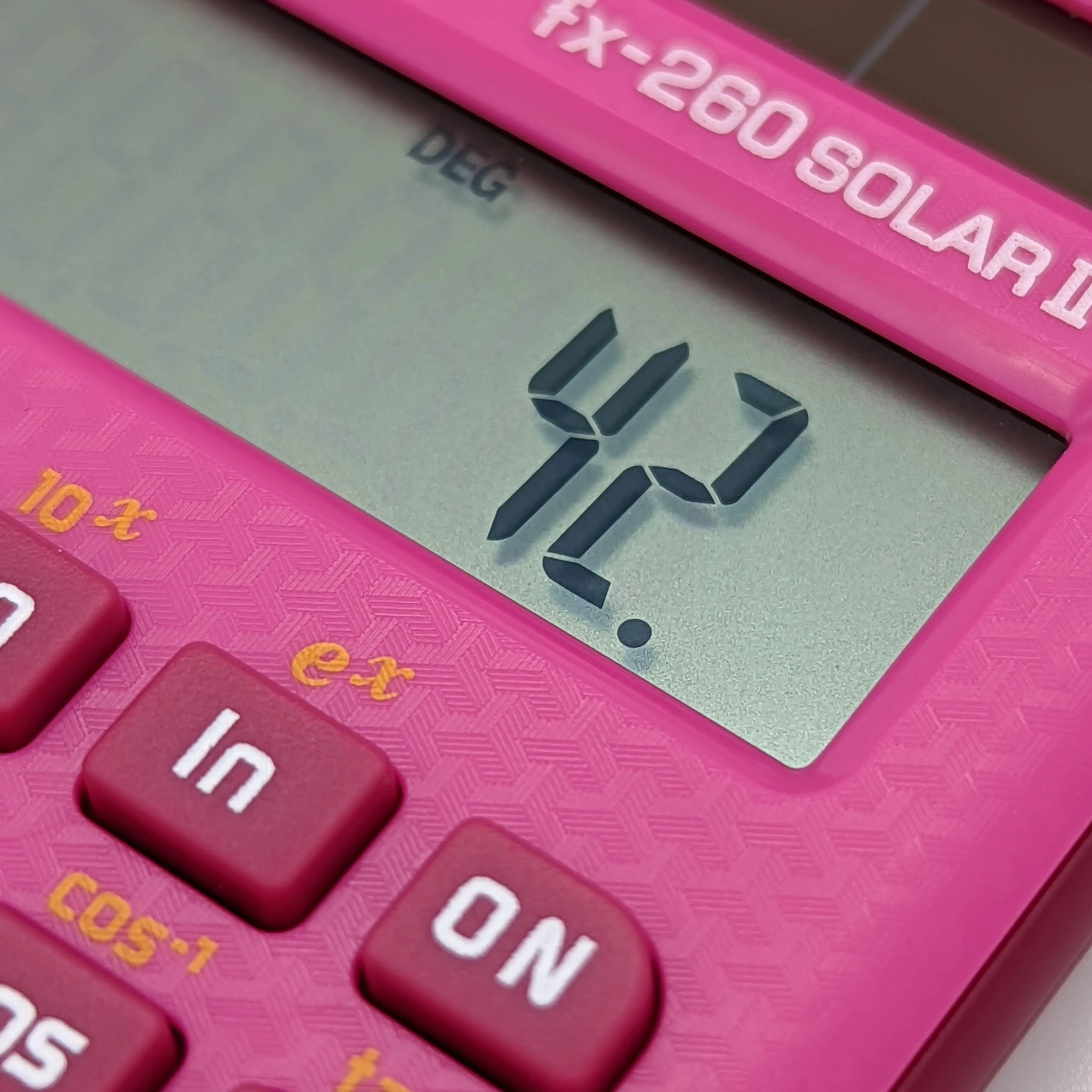 Casio fx-260 SOLAR II Calculator - Pink - Image 4