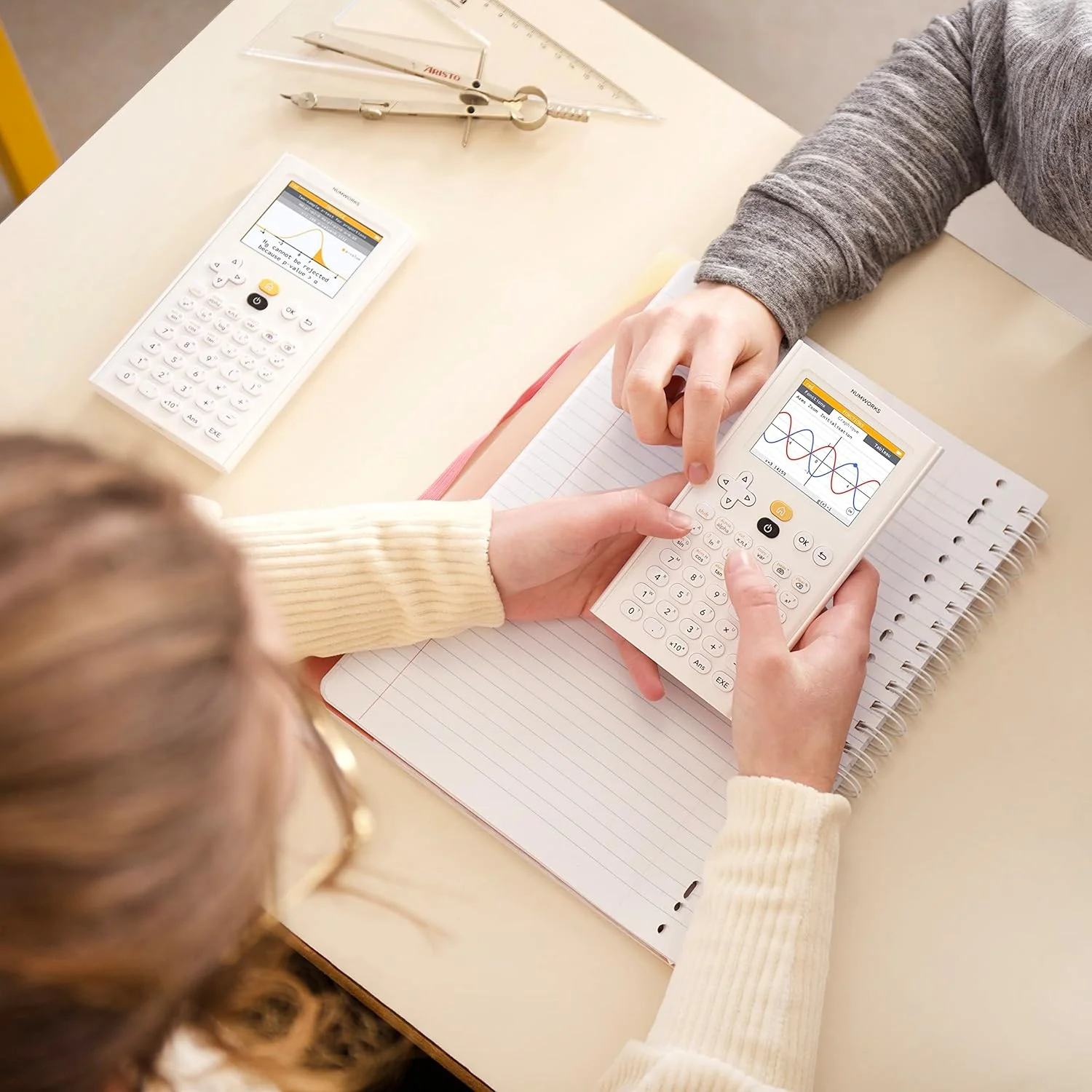 NumWorks Graphing Calculator - Image 5